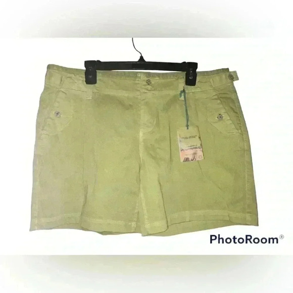 NWT Gramicci Hunter Green Cargo Shorts Women’s Size 12 - Picture 1 of 5